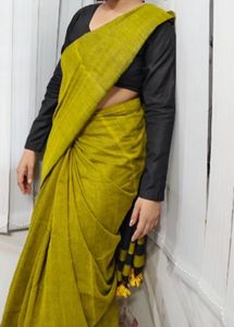 linen cotton parrot green Saree
