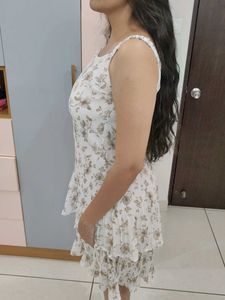 Sundress☀️CUTE White Floral Print