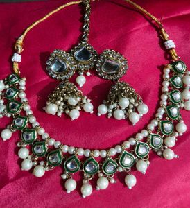 Elegant Pearl & Kundan Necklace Set