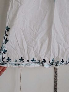 White Embroidered Kurta