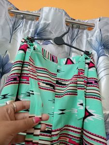 Shorts Like Skirt Style With Bottom Line Frill &amp; Side Chain Closer