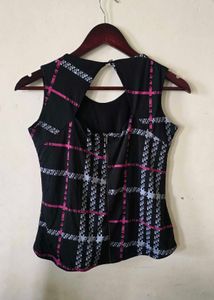 Chic Plaid Sleeveless Top