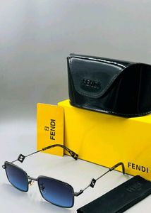 Chic Fendi Square Sunglasses