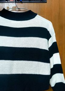 Stylish Striped Cropped Sweater