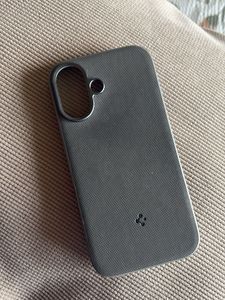 iphone 16 Spigen Phone Case