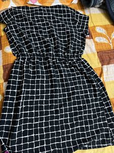 New beautiful dress in excellent condition