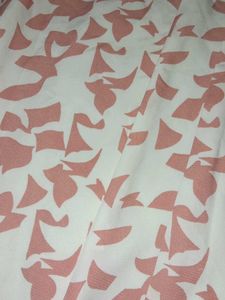 Chic Pink &amp; White Print Top