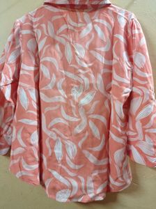 Stylish Coral Leaf Print Button-Up Shirt