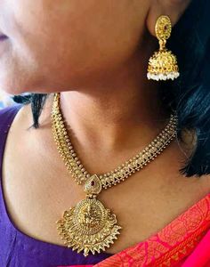 Golden Necklace Set....