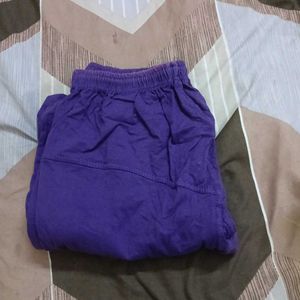 purple leggings