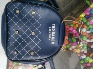 Trendy Stylish Slingbag Women Handbags