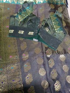 Saree With Blouse no return/no refund/no bad rt