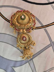 antique jada pilla