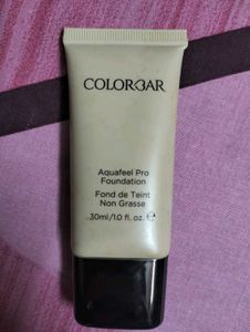 Colorbar Aquafeel Pro Foundation