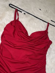 Elegant Red Backless Cocktail Dress