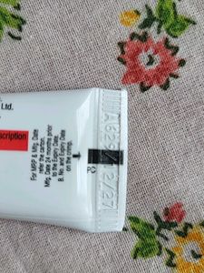 Ezaneic Azelaic Acid Cream 10%
