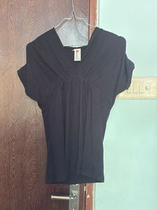 Elegant Black V-Neck Dolman Sleeve Top