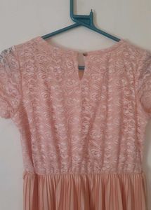 Elegant Lace &amp; Pleated Maxi Dress