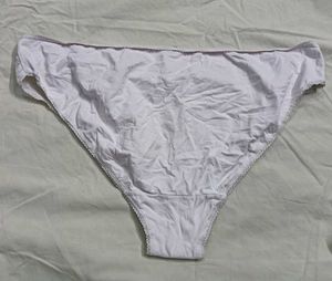 ⚛️ Comfortable Lace Trim Briefs