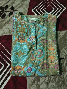 Combo of 2 Women's Kurtas