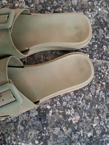 Sandal