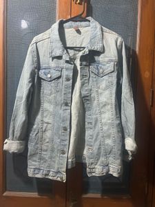 Classic Denim Jacket - Everyday Style