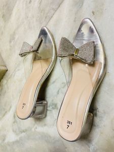 Silver Glittery Bow Detail Clear Heels🤍