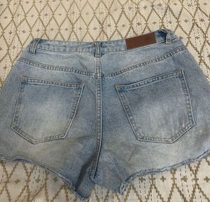 VERO MODA Embroidered Denim Cut-Off Shorts
