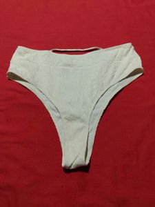 White Ruched Bikini Bottom – Size L