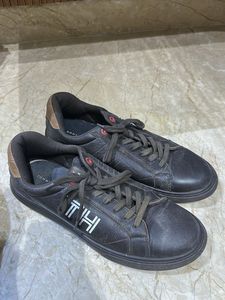 Tommy Hilfiger Black Sneakers