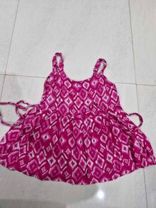 Vibrant Pink Diamond Print Peplum Top