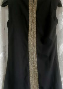 Shimmering Black &amp; Golden stripes kurti
