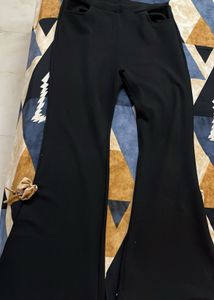 🖤 Elegant Black Flared Trousers
