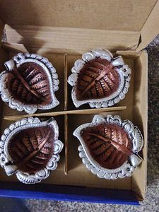 Shubh Sanskaar Clay Diya - Set of 4