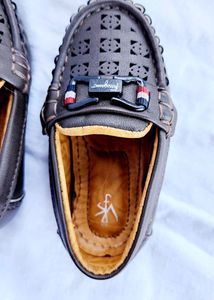 Brown Appliqur LOAFERS FOR BOY kids