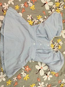 Chic Striped Blouse with Puff Sleeves