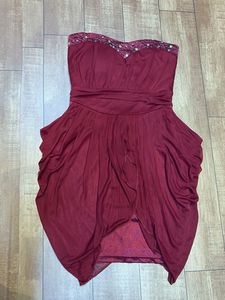 Elegant Strapless Burgundy Party Dress