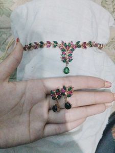 Stunning Emerald &amp; Ruby Necklace Set
