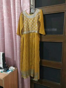 Naira Cut Suit Set