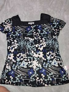Stylish  Y2K Floral Print Square Neck Top🌸