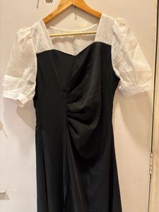 Chic Black Puff Sleeve Midi Dress