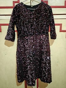 Sparkling Black Sequined V-Neck Dress