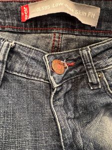 Stylish Women's Blue Denim Jeans