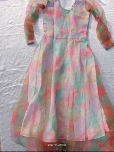 Beautiful Tie-Dye Kurta Set with Dupatta