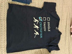 15 nos Bundle of Men's T-Shirts