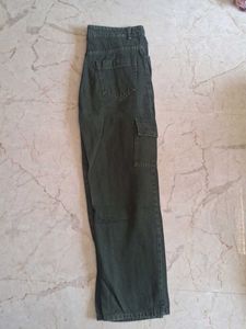 Stylish Millitary Green Cargo Pants