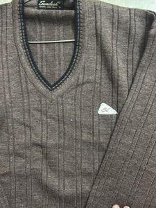M SIZE SWEATER