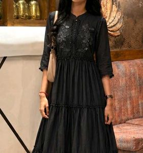 Black Tiered Embroidered Gown🖤