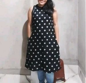 Stylish Black Kurta with White Print