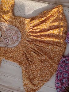 Cute Floral Print Frocks (Set of 2)
